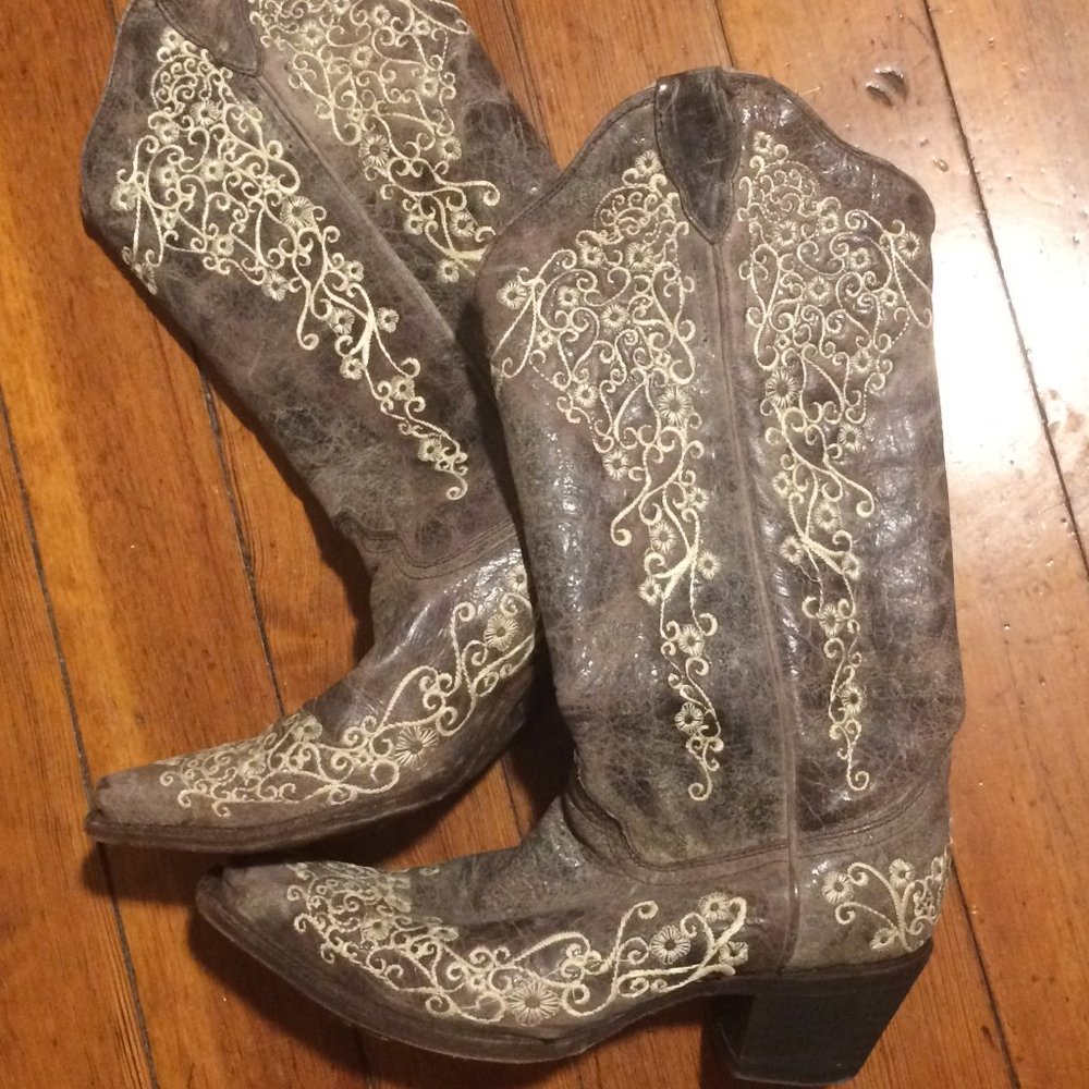Corral Vintage Floral Cowgirl Boots